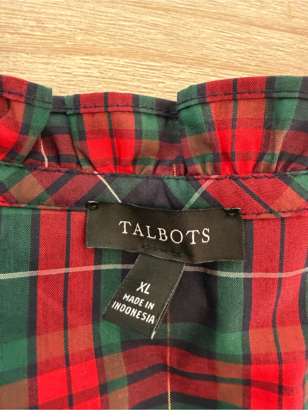 Talbots Red & Green Plaid Ruffle Collar Tunic - Picture 4 of 8